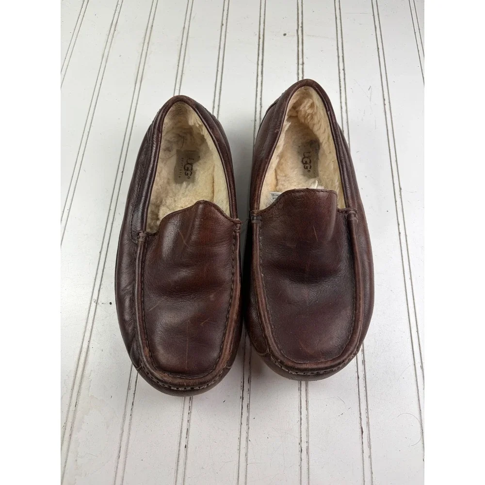 UGG Ascot Brown Leather Loafers Slippers Men's Size 9